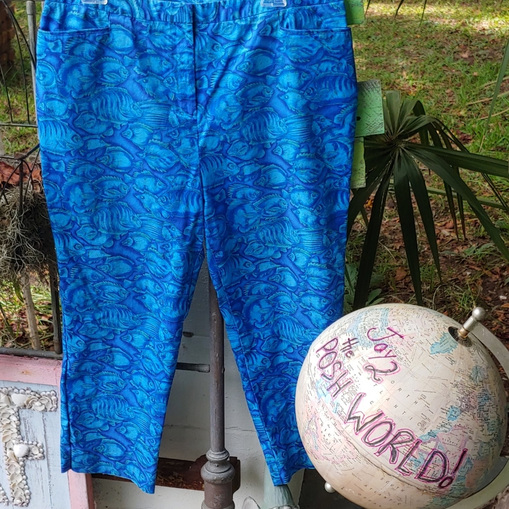 EP Pro Golf Ankle/Capri pants-EUC- Subtle fish pattern